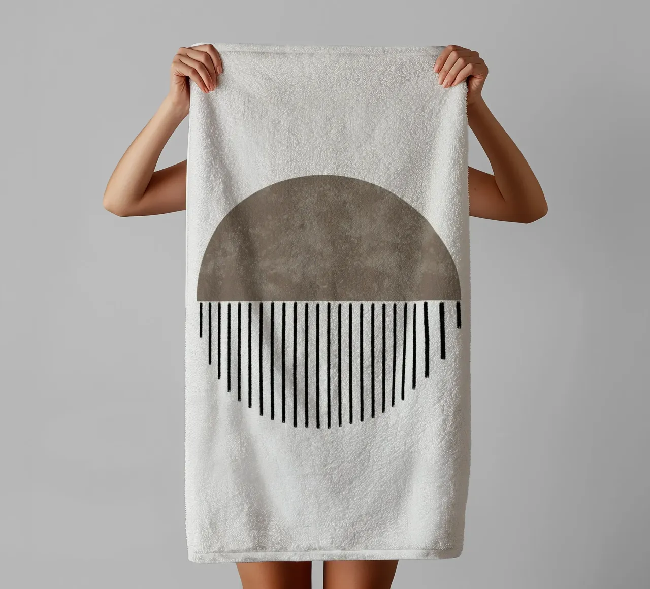 Minimalist geometric artwork with lines and circles in brown badhanddoek van Imaginative