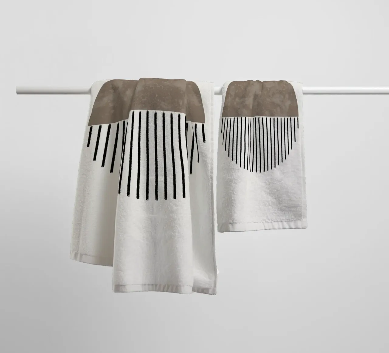Minimalist geometric artwork with lines and circles in brown badhanddoek van Imaginative