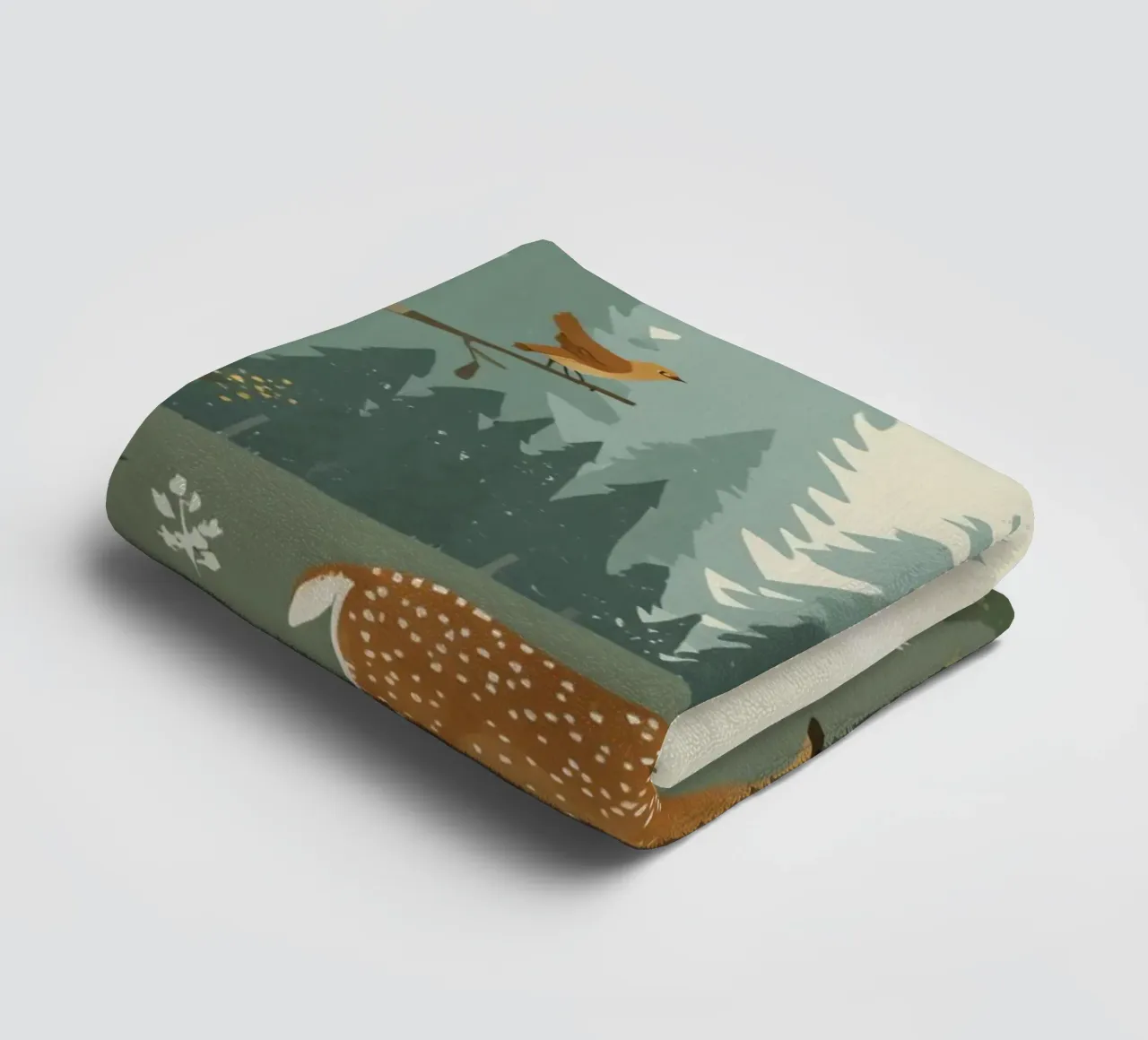 cerf entouré d'oiseaux et de lapins dans une forêt serviette de bain de DesignDoodle