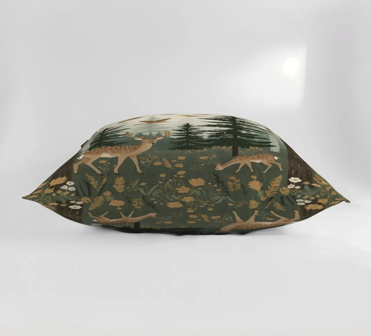 Raffigurazione di due cervi con uccelli in volo in una foresta cuscino da DesignDoodle