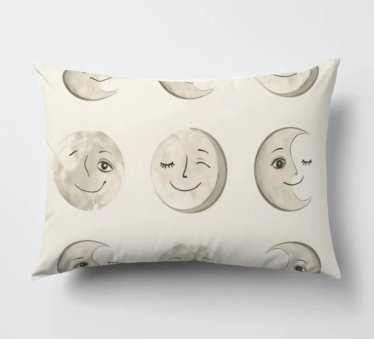 Facce di luna sorridenti in diverse fasi con vari volti cuscino da DesignDoodle