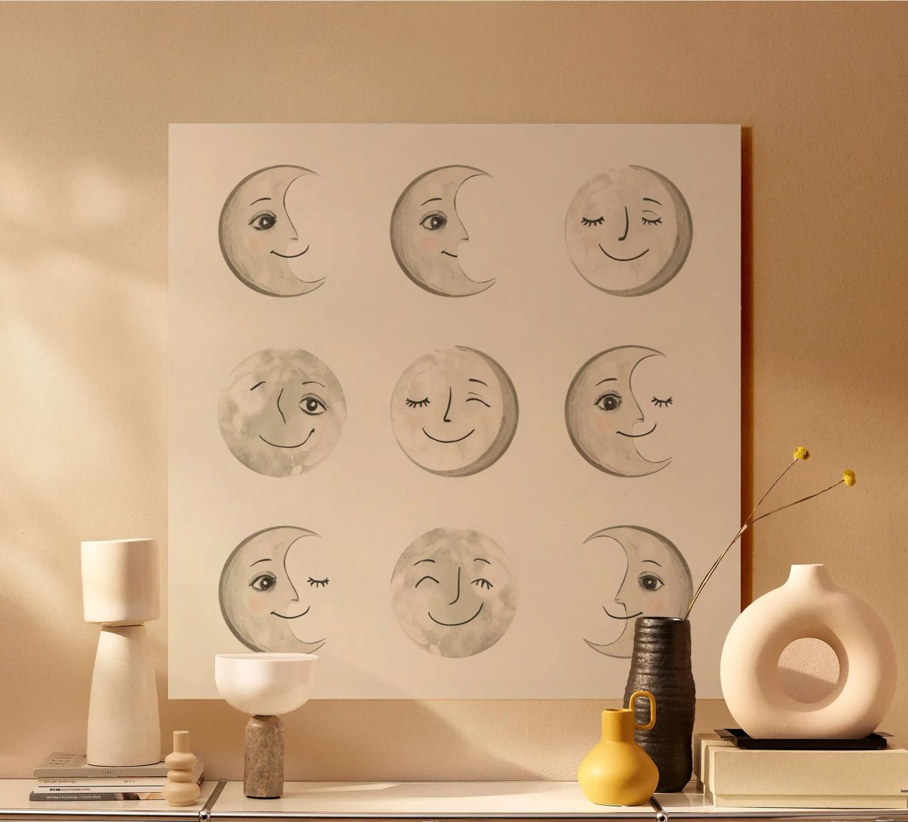 Facce di luna sorridenti in diverse fasi con vari volti plexiglass da DesignDoodle