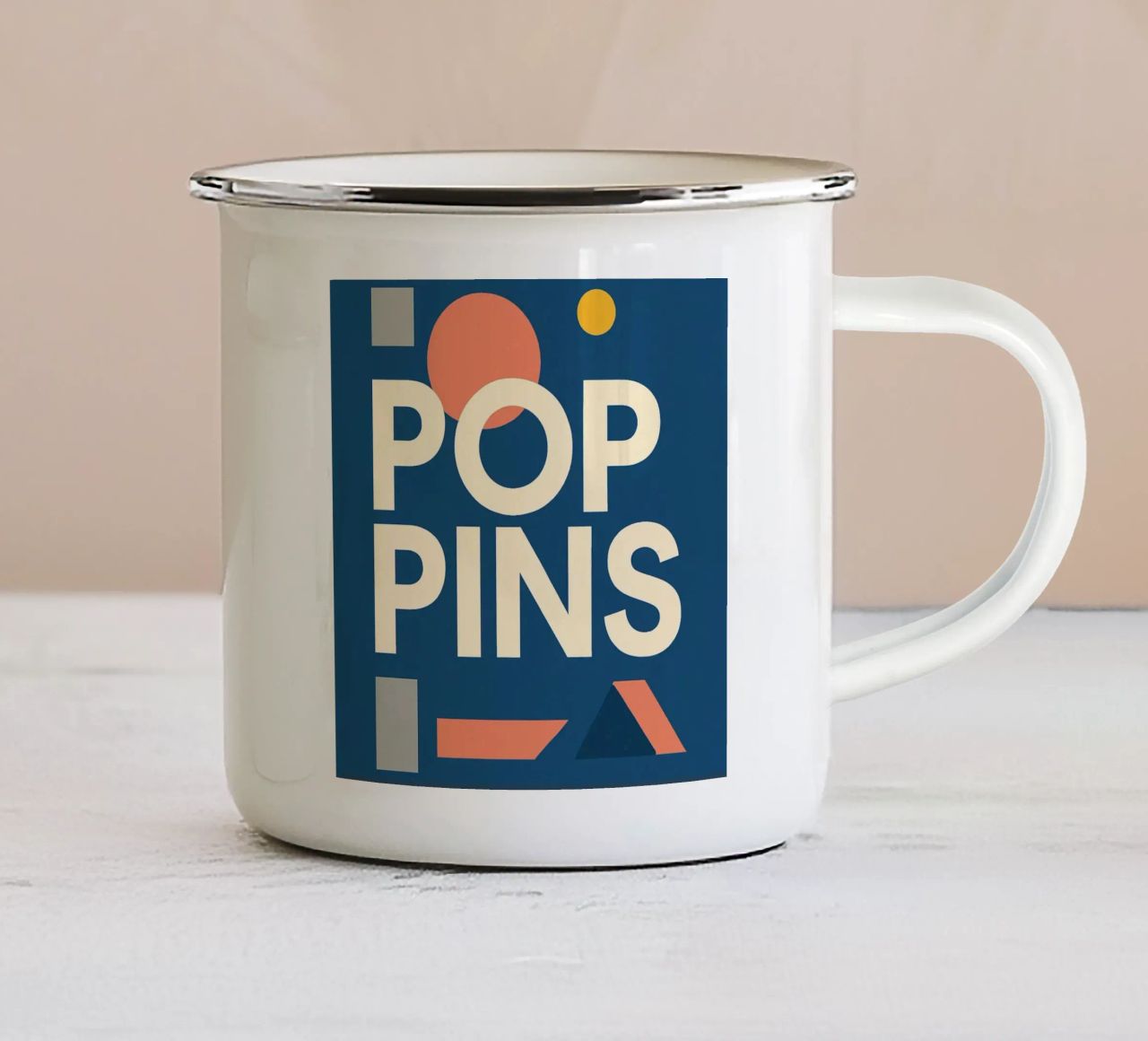 POP PINS - Tipografia felice e forme giocose tazza in smalto da Art Typo Essentiel