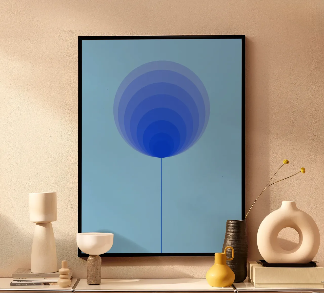 Fiore lecca-lecca blu, disegno floreale geometrico, arte moderna poster con telaio in legno da Lilou Art