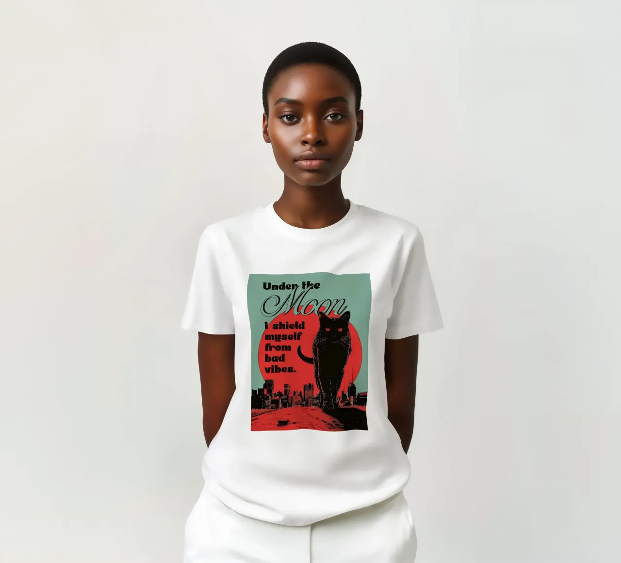 Under the moon t-shirt da 2toastdesign