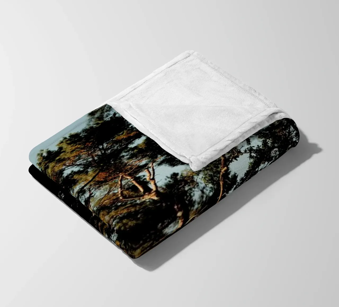 Trees And Warm Light coperta in pile da Sebastian Hilgetag