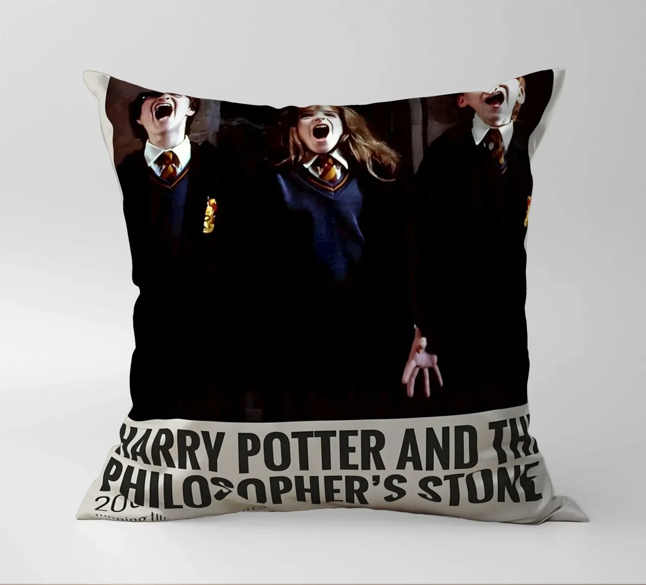 HARRY POTTER AND THE PHILOSOPHER'S STONE 2001 cuscino da MVFminimalist