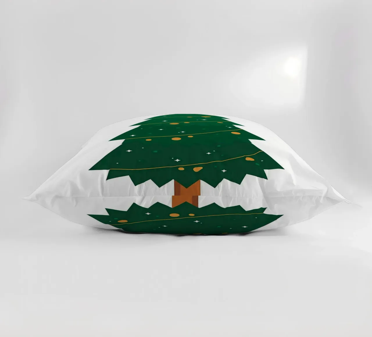 Albero di Natale cuscino da Brandi N Huskey