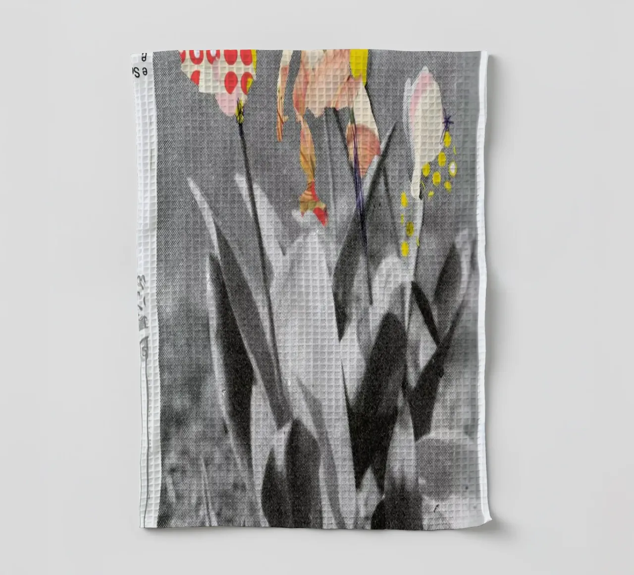Flowers Still Life · Happy Abstraction 5 canovaccio da cucina da Marko Köppe