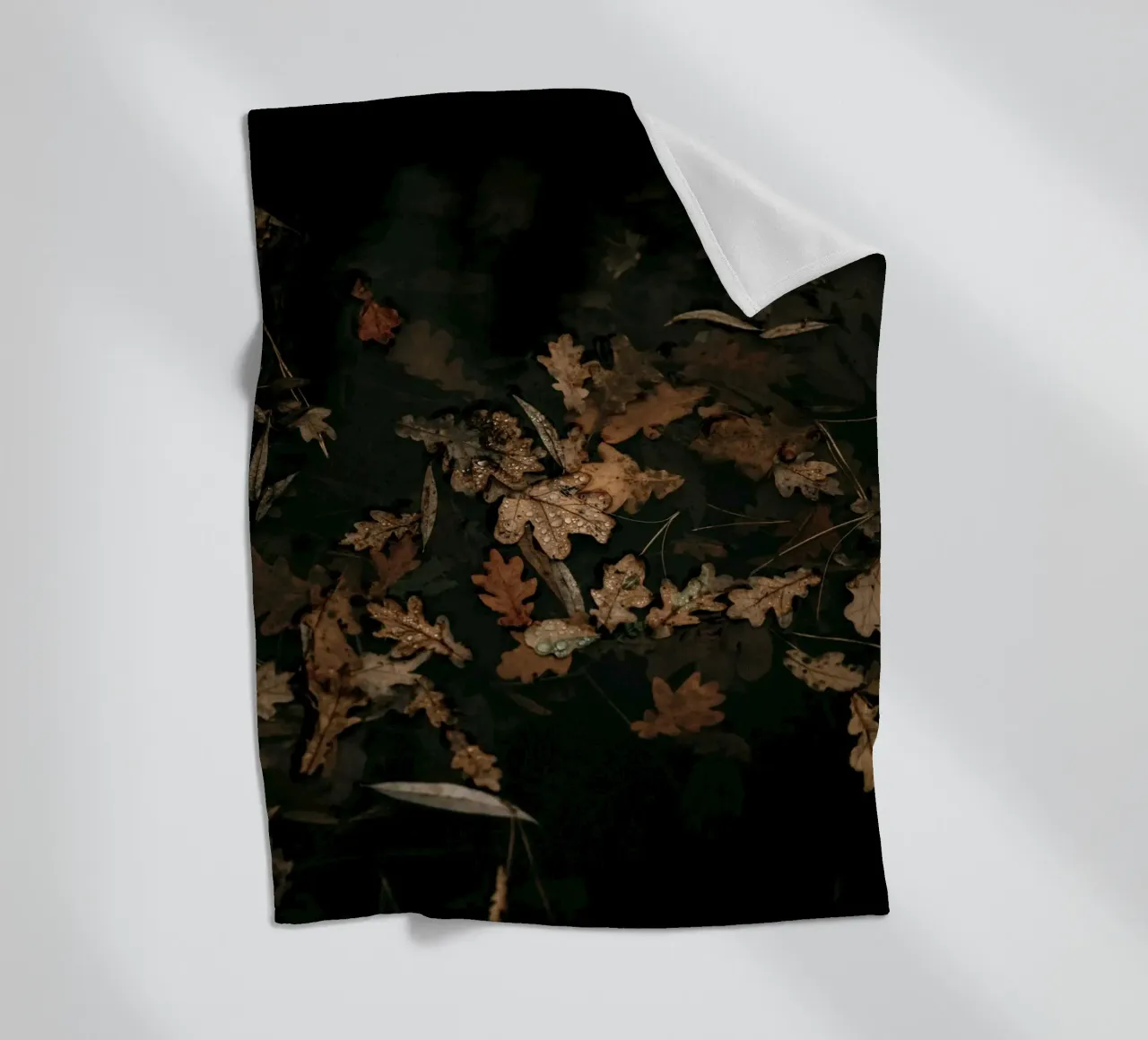 foglie d'autunno coperta in pile da Earthly Visions