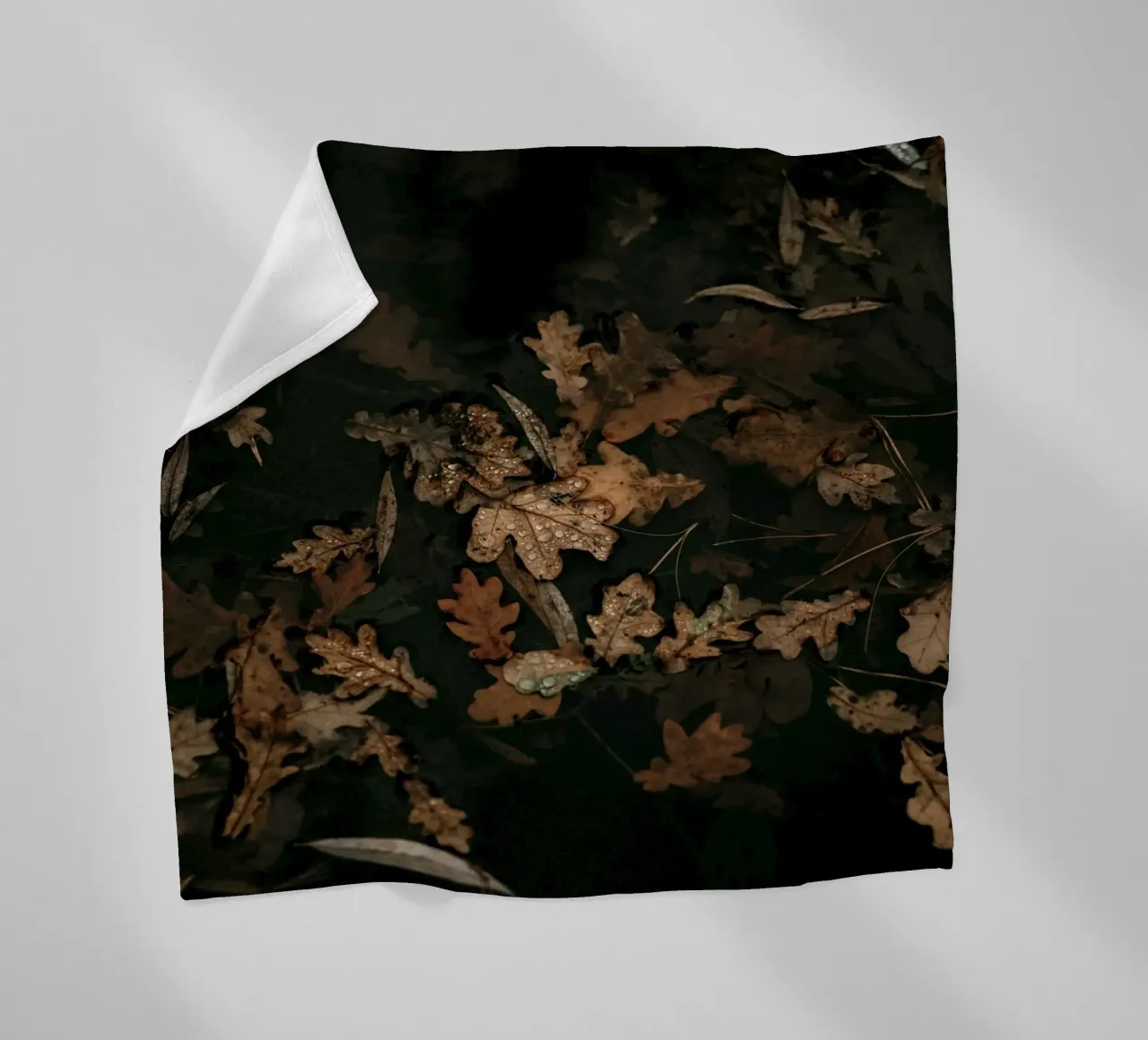 foglie d'autunno coperta in pile da Earthly Visions