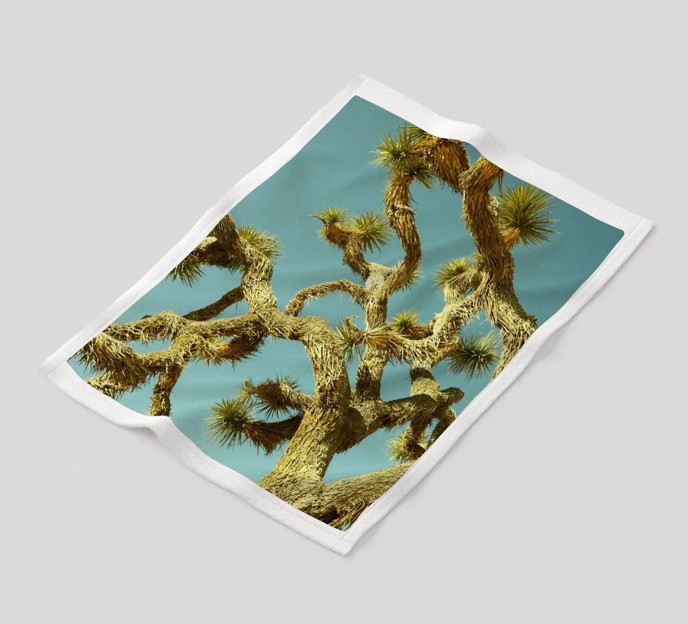 tree desert Fleecedecke von Earthly Visions