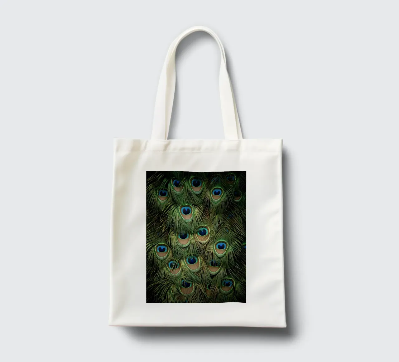piume di pavone borsa in juta da Earthly Visions