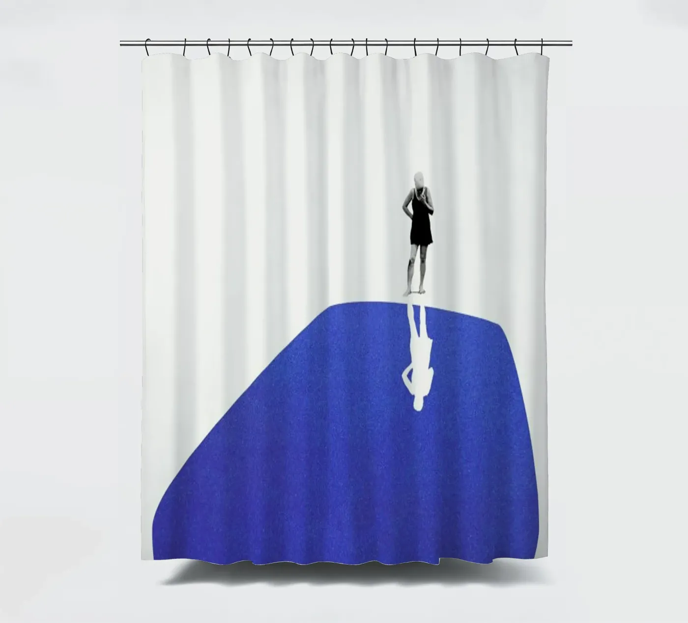 Self Reflection Duschvorhang von Maarten Léon