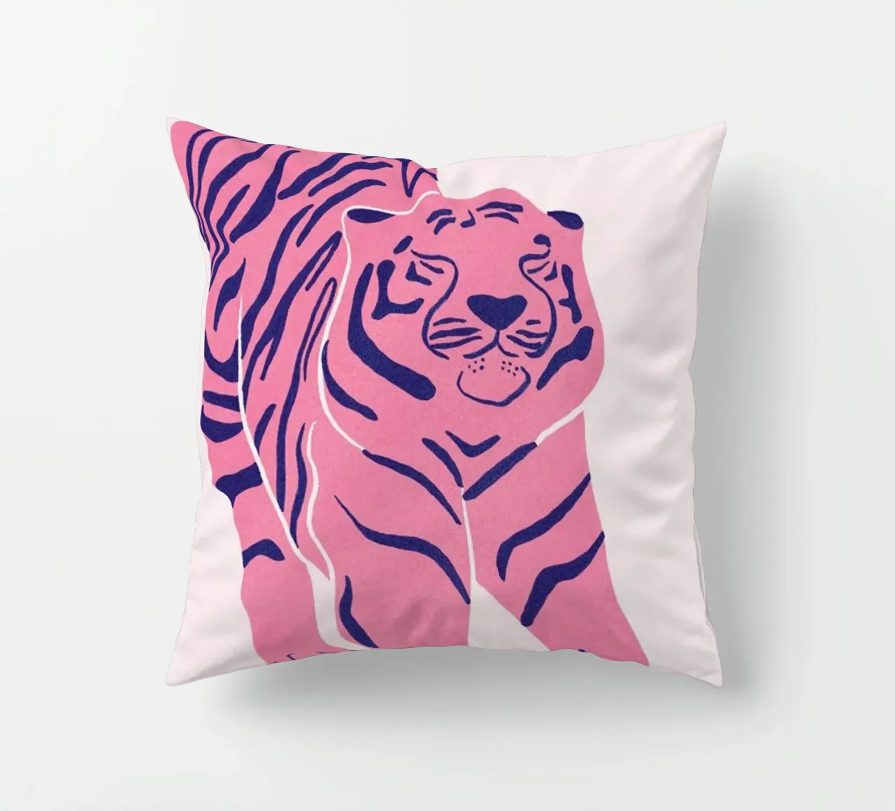 Tiger Doesn T Lose Sleep (pink) kussen van Be Mart