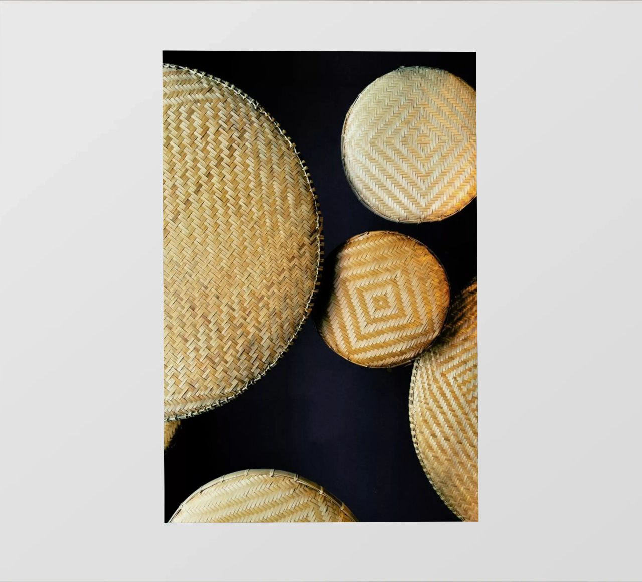 Complementary Structures pellicola backlit da Sebastian Hilgetag