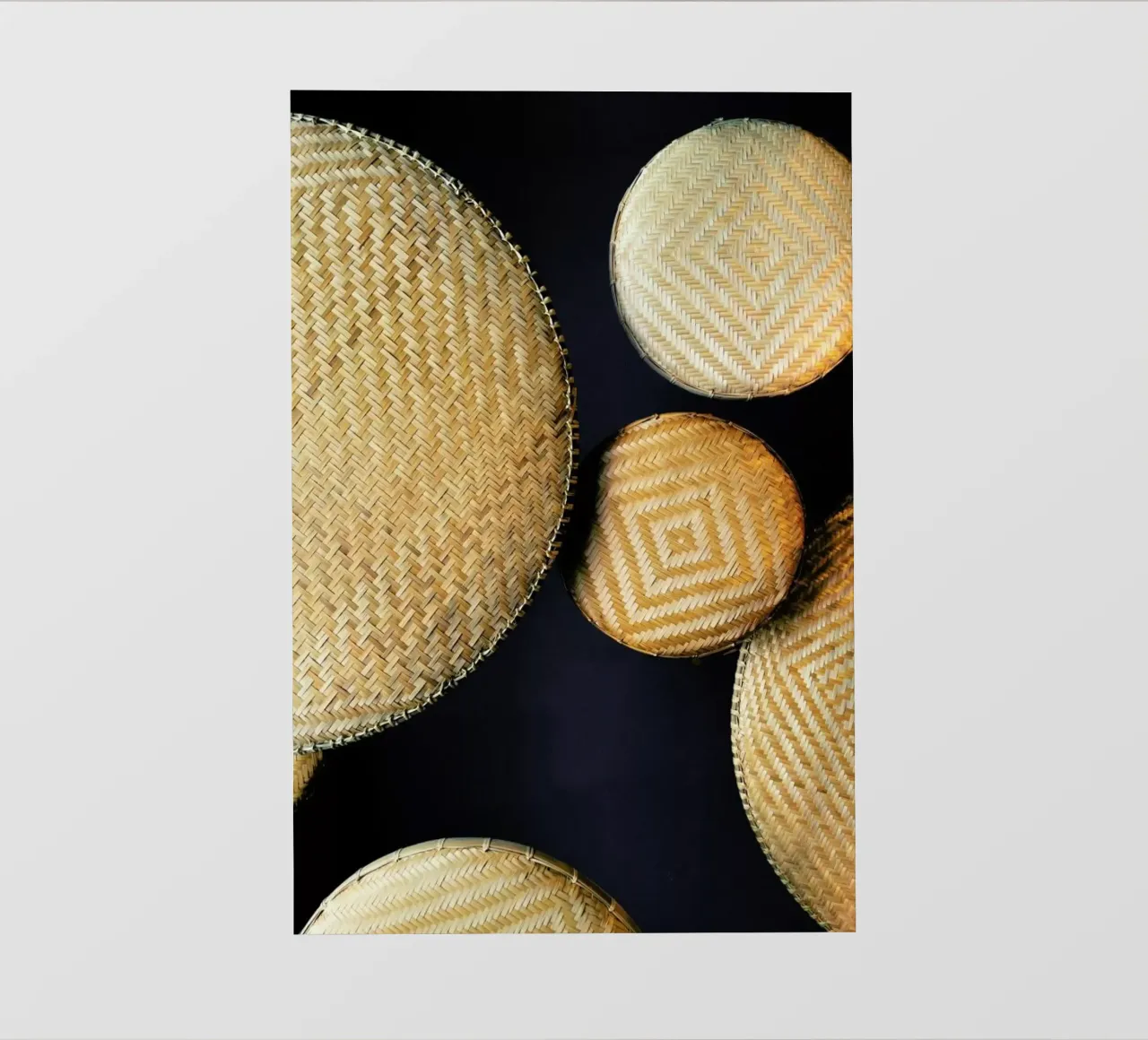 Complementary Structures Backlit Folie von Sebastian Hilgetag