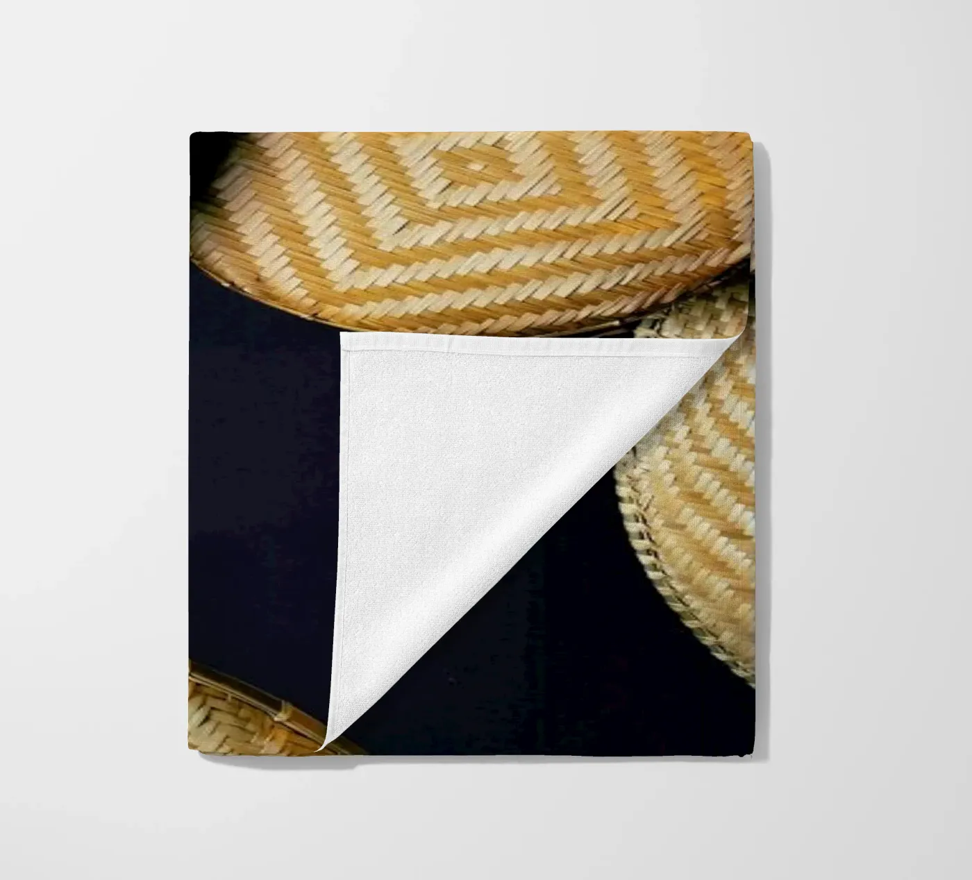 Complementary Structures strandhanddoek van Sebastian Hilgetag