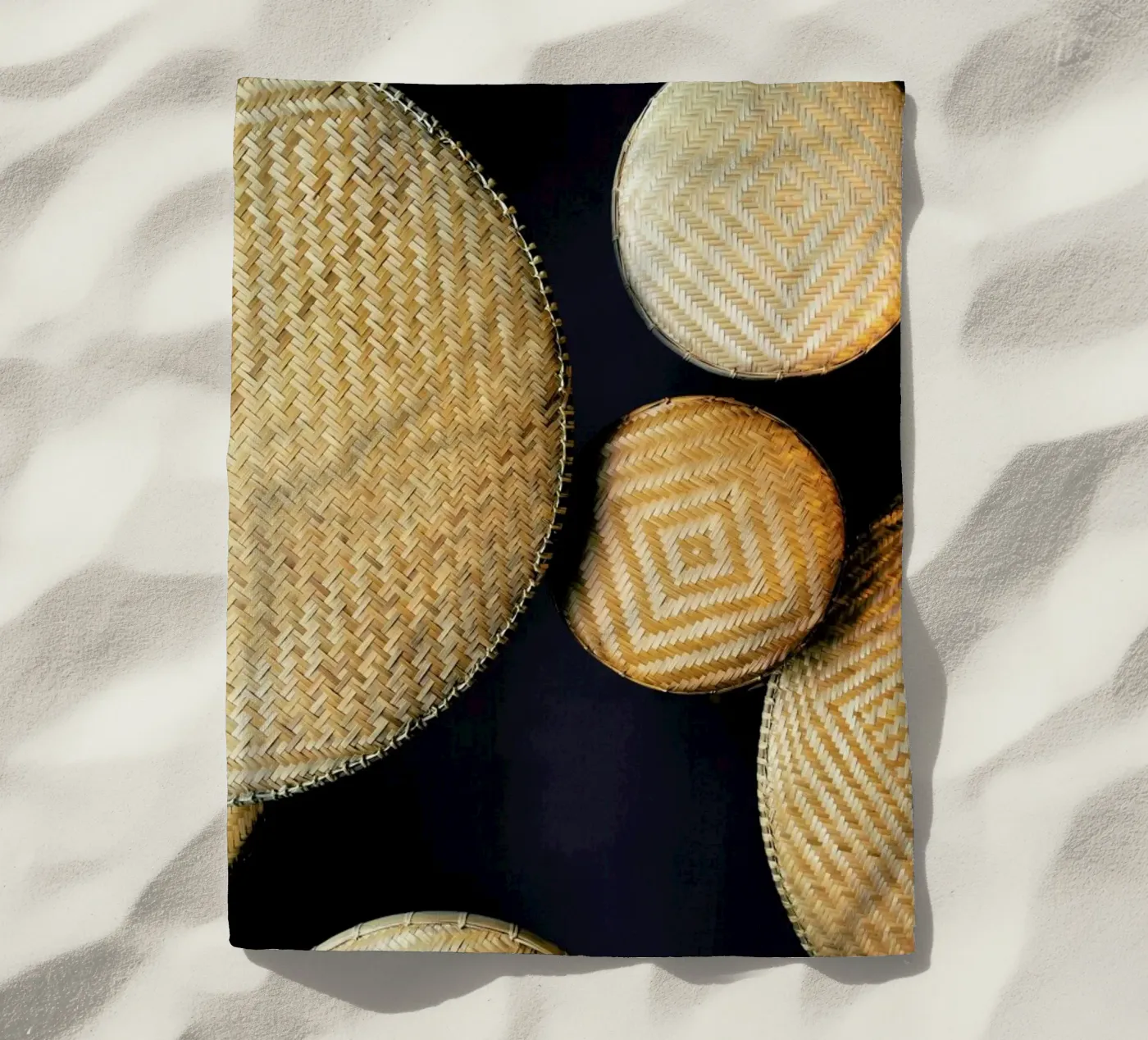 Complementary Structures strandhanddoek van Sebastian Hilgetag