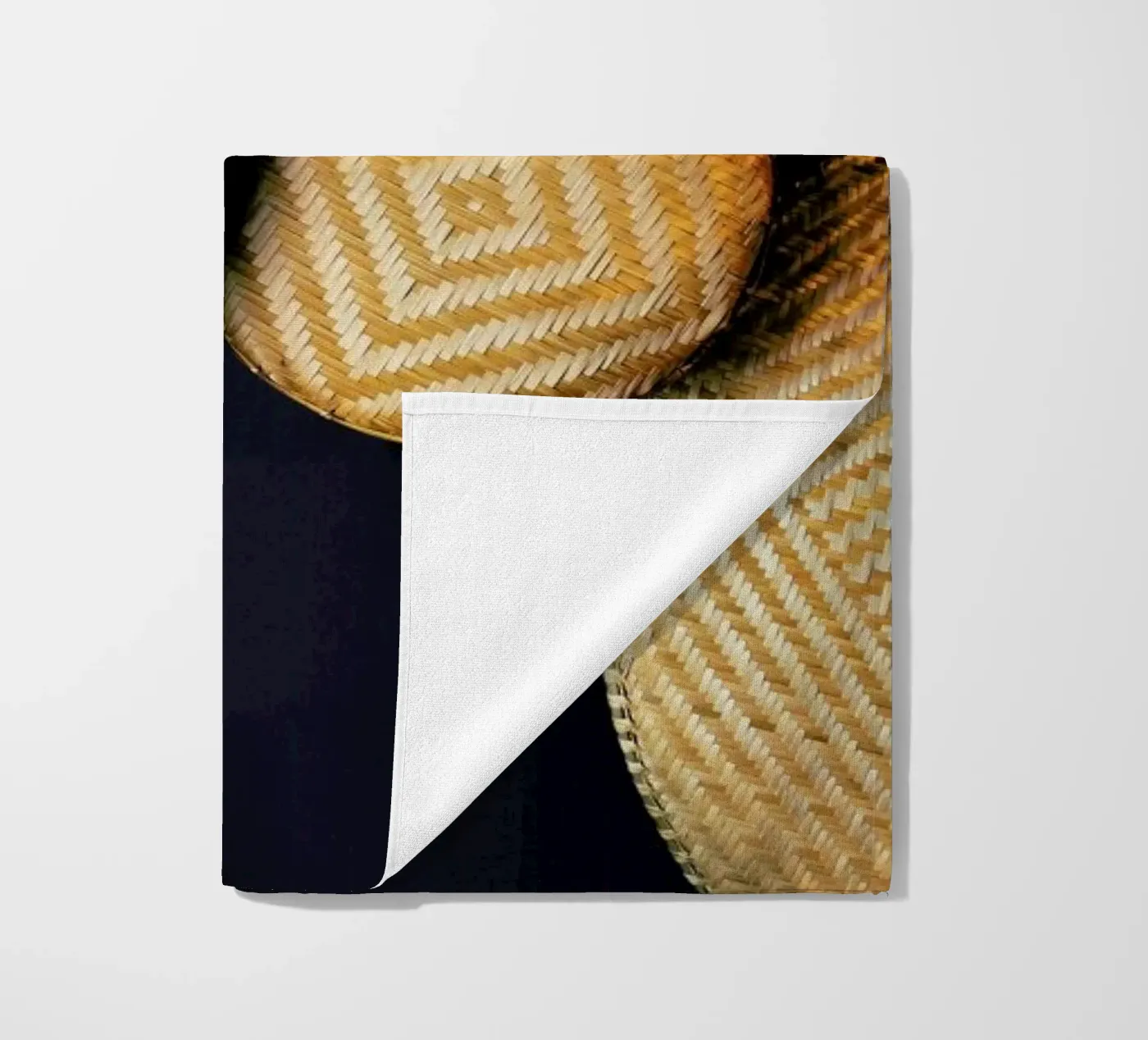 Complementary Structures strandhanddoek van Sebastian Hilgetag