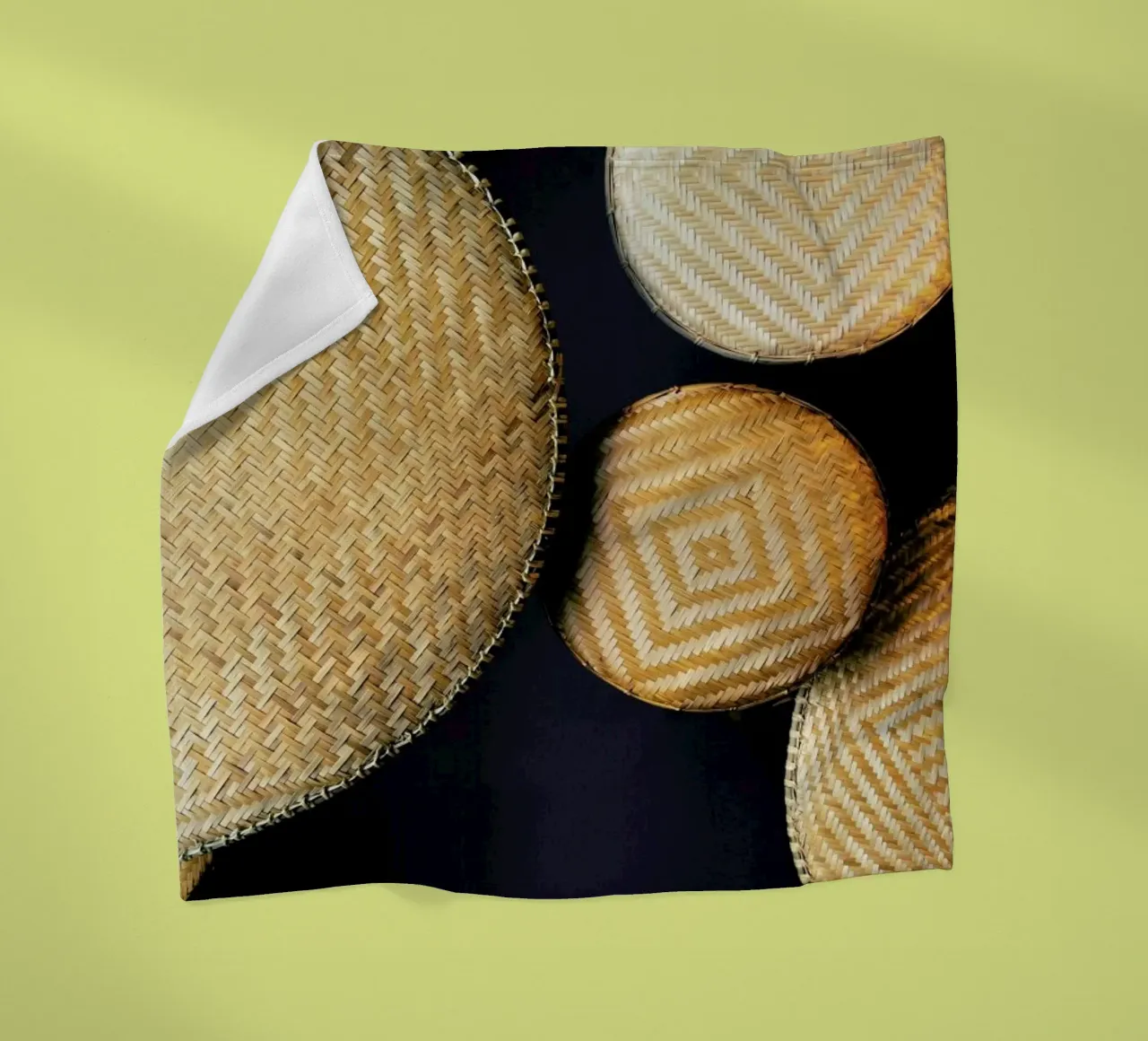 Complementary Structures coperta in pile da Sebastian Hilgetag