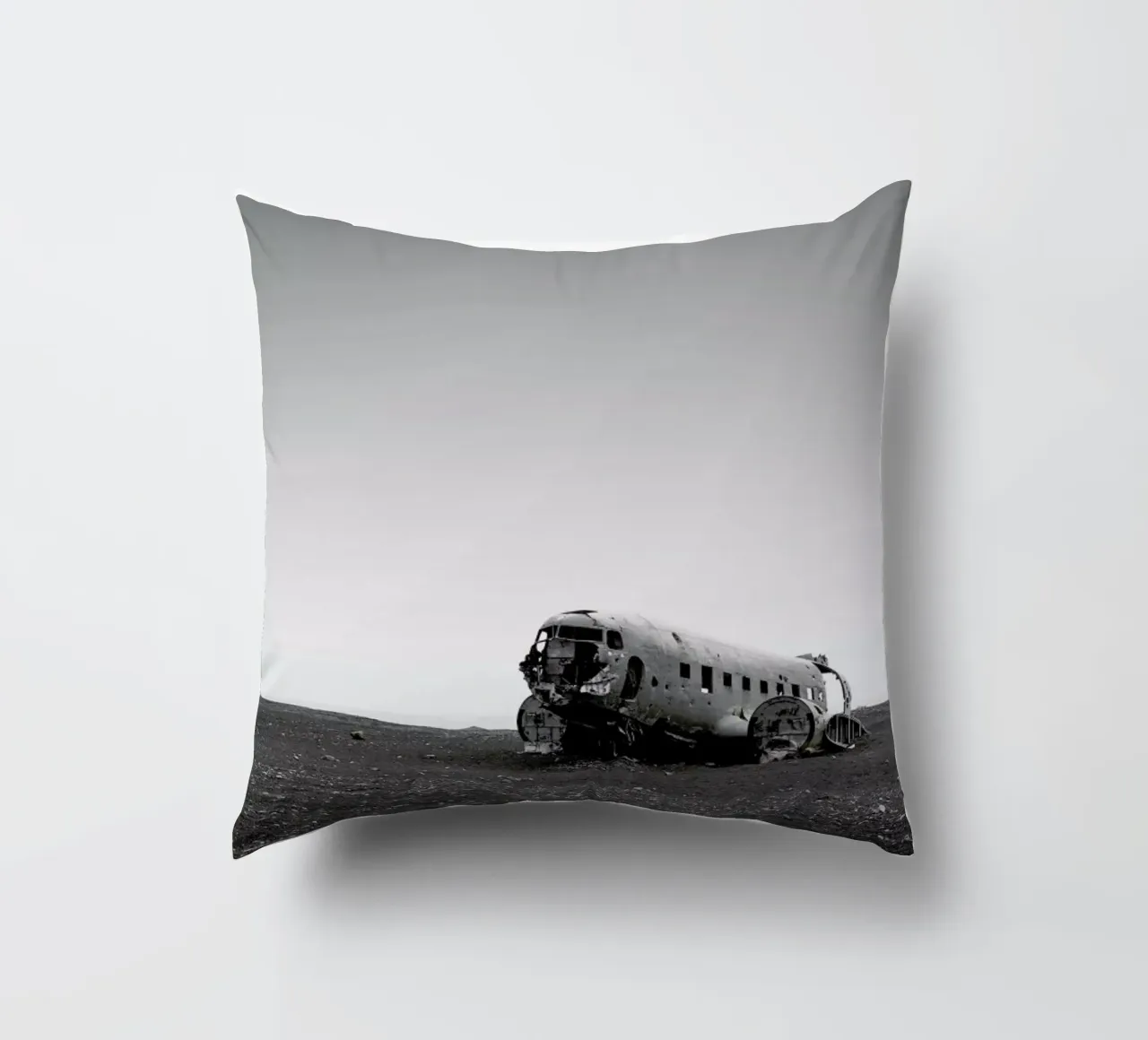 Island Douglas DC-3 I cuscino da Michael J. Reibert