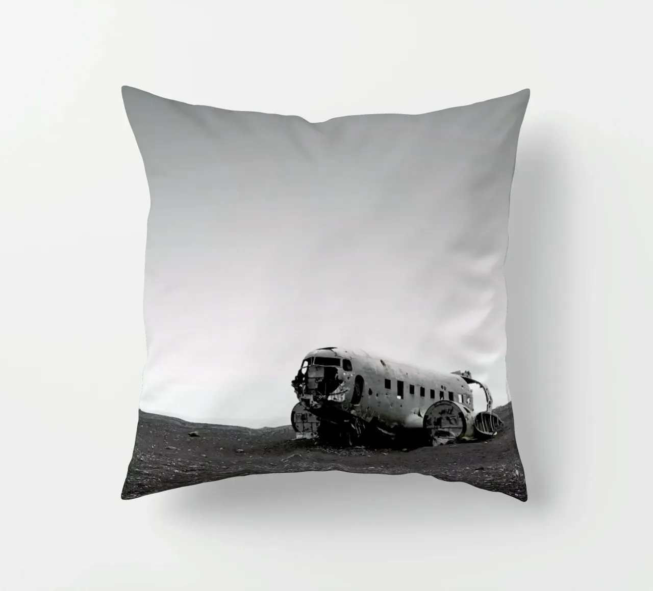 Island Douglas DC-3 I cuscino da Michael J. Reibert