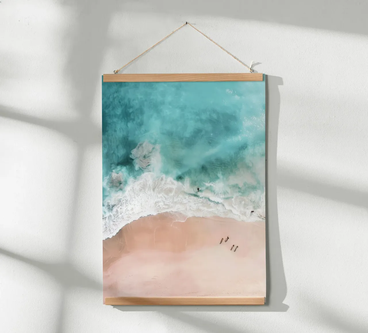 Pink Sand Beach Print poster con telaio in plastica da Nadjaa