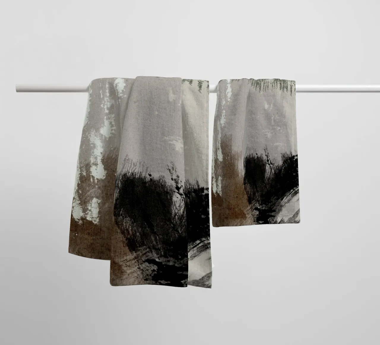 Abstract artwork with brushstrokes in beige, green, brown asciugamano da bagno da Imaginative