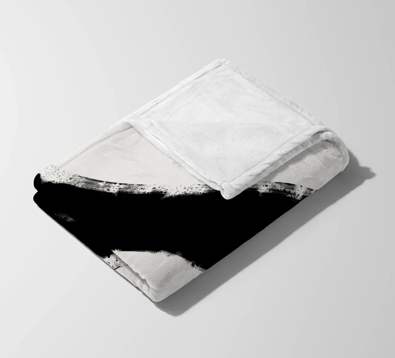 Minimalist Japandi artwork with black brushstrokes IV coperta in pile da Imaginative