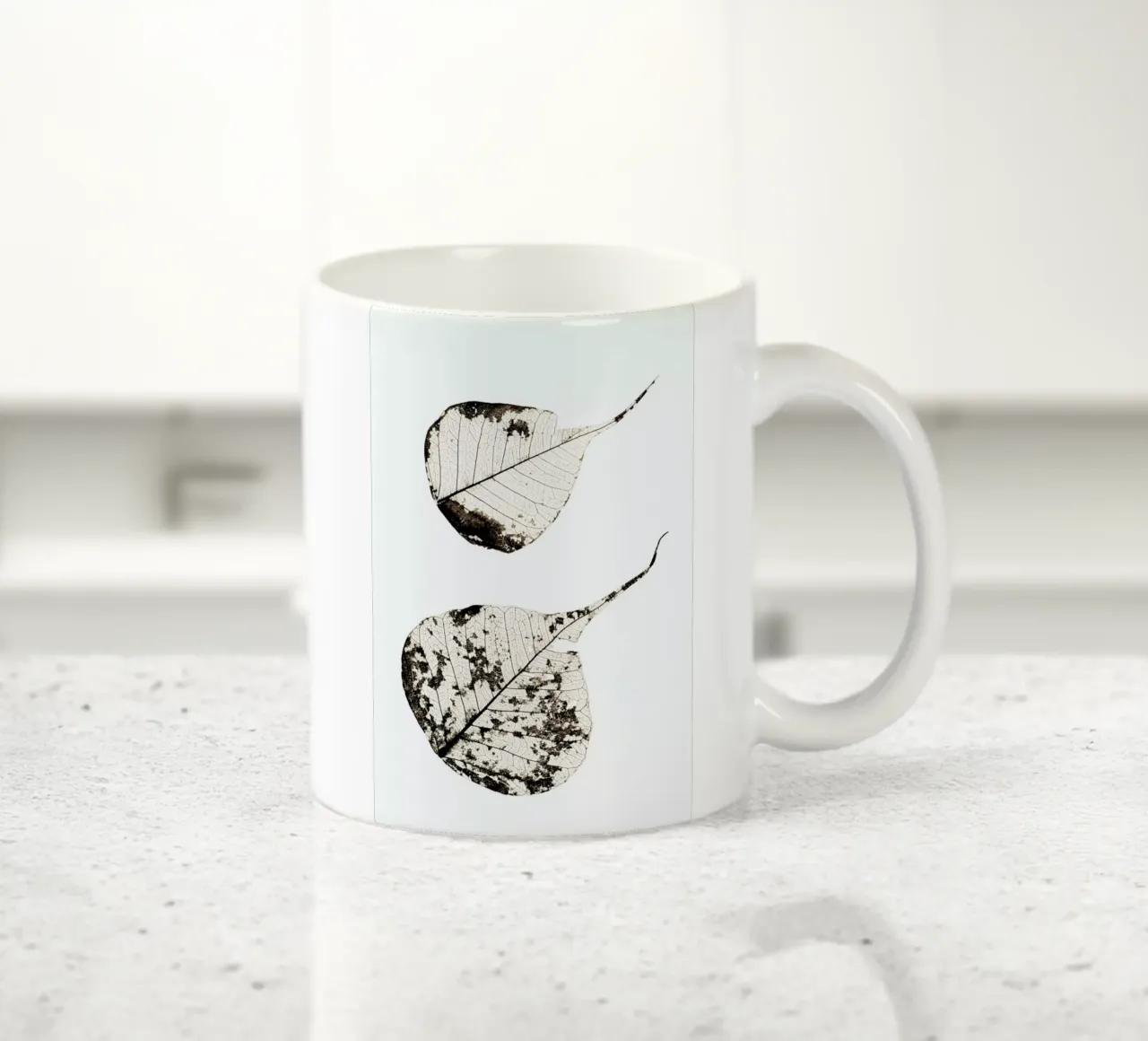 Fallen Leaves #2 tazza in ceramica da Tal Paz-Fridman