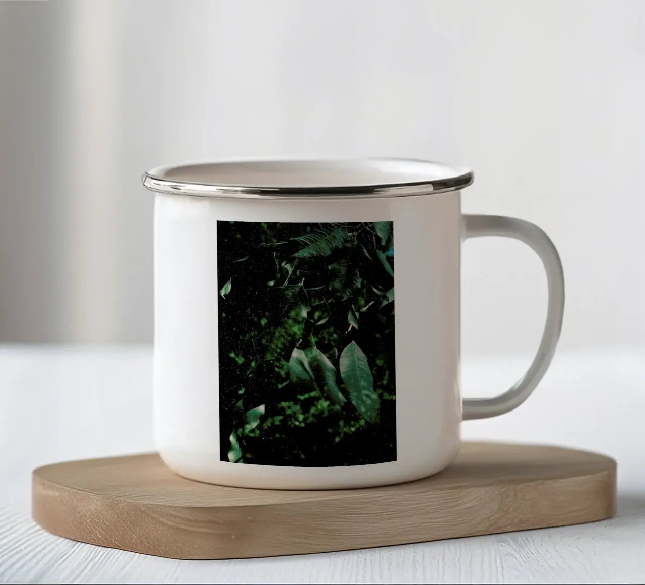 Abstract Greens In The Sun tazza in smalto da Sebastian Hilgetag