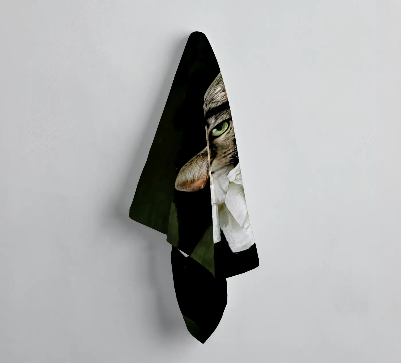 Audrey towel by Tein Lucasson