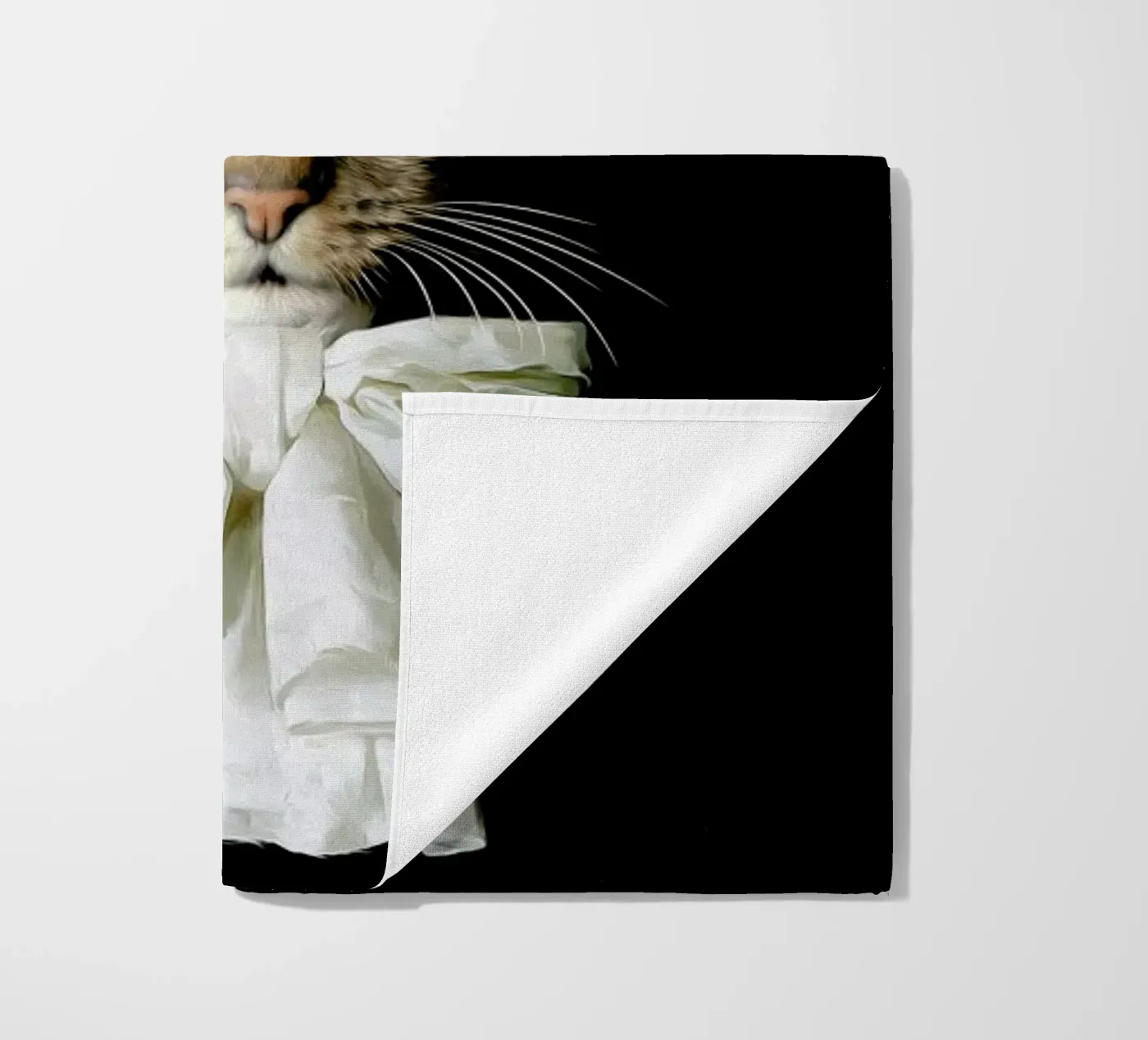 Audrey beach towel by Tein Lucasson