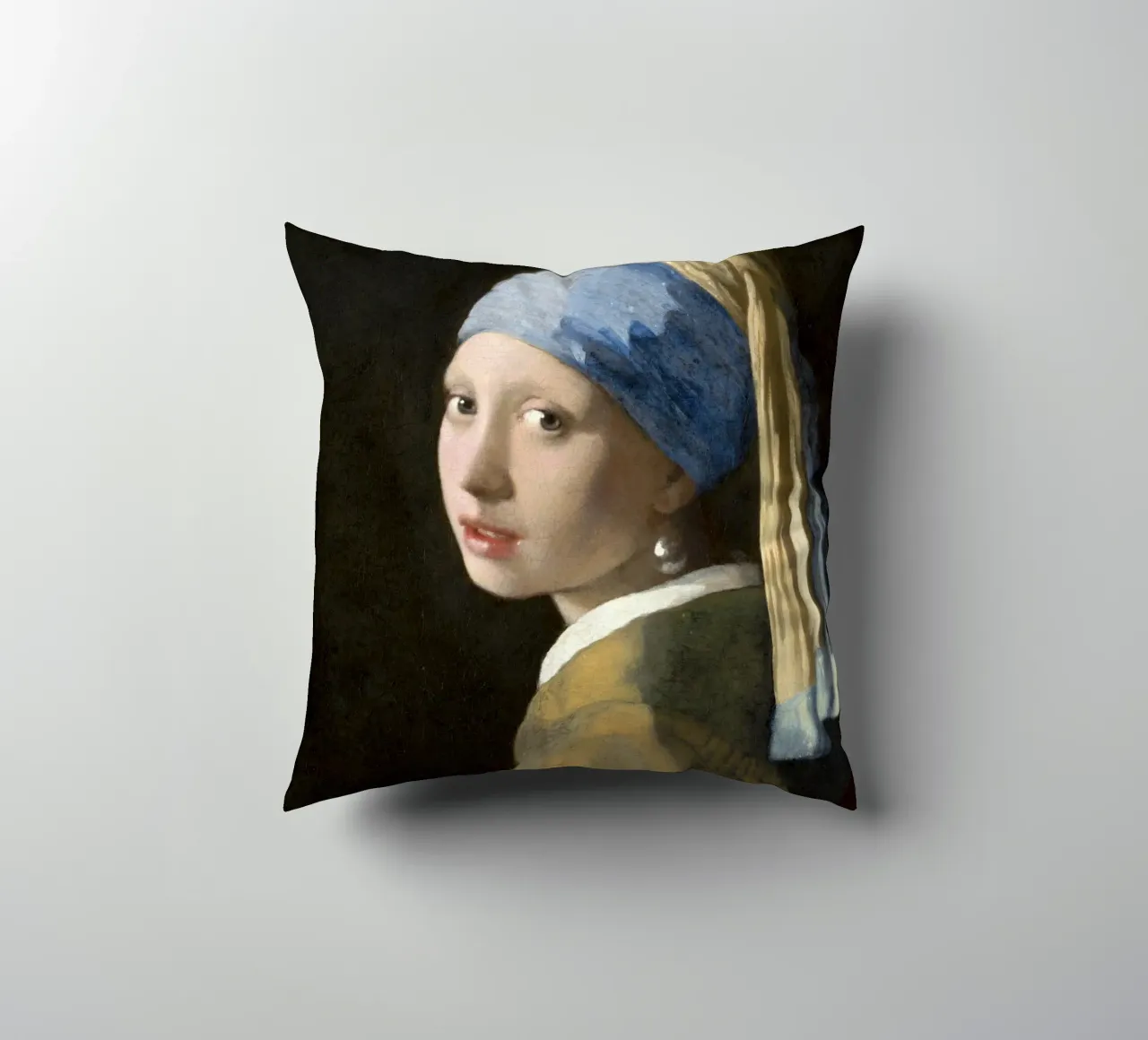 La Ragazza con l'orecchino di perla di Johannes Vermeer cuscino da Art History
