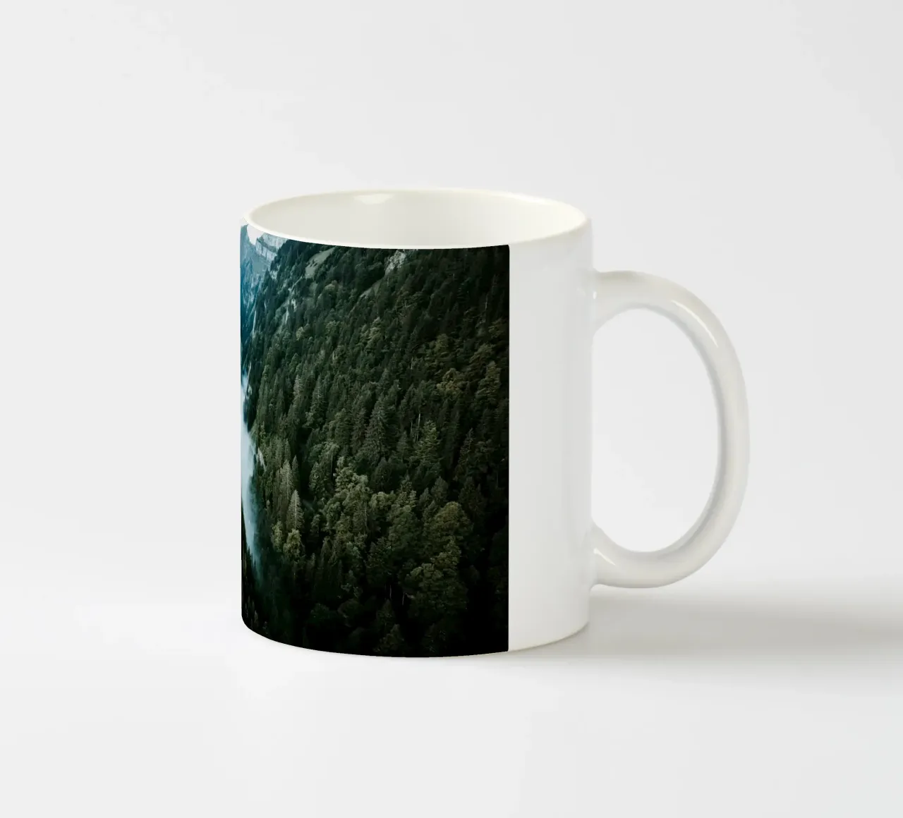 Where Fog Sleeps Keramik Tasse von somewhere.soul.escape