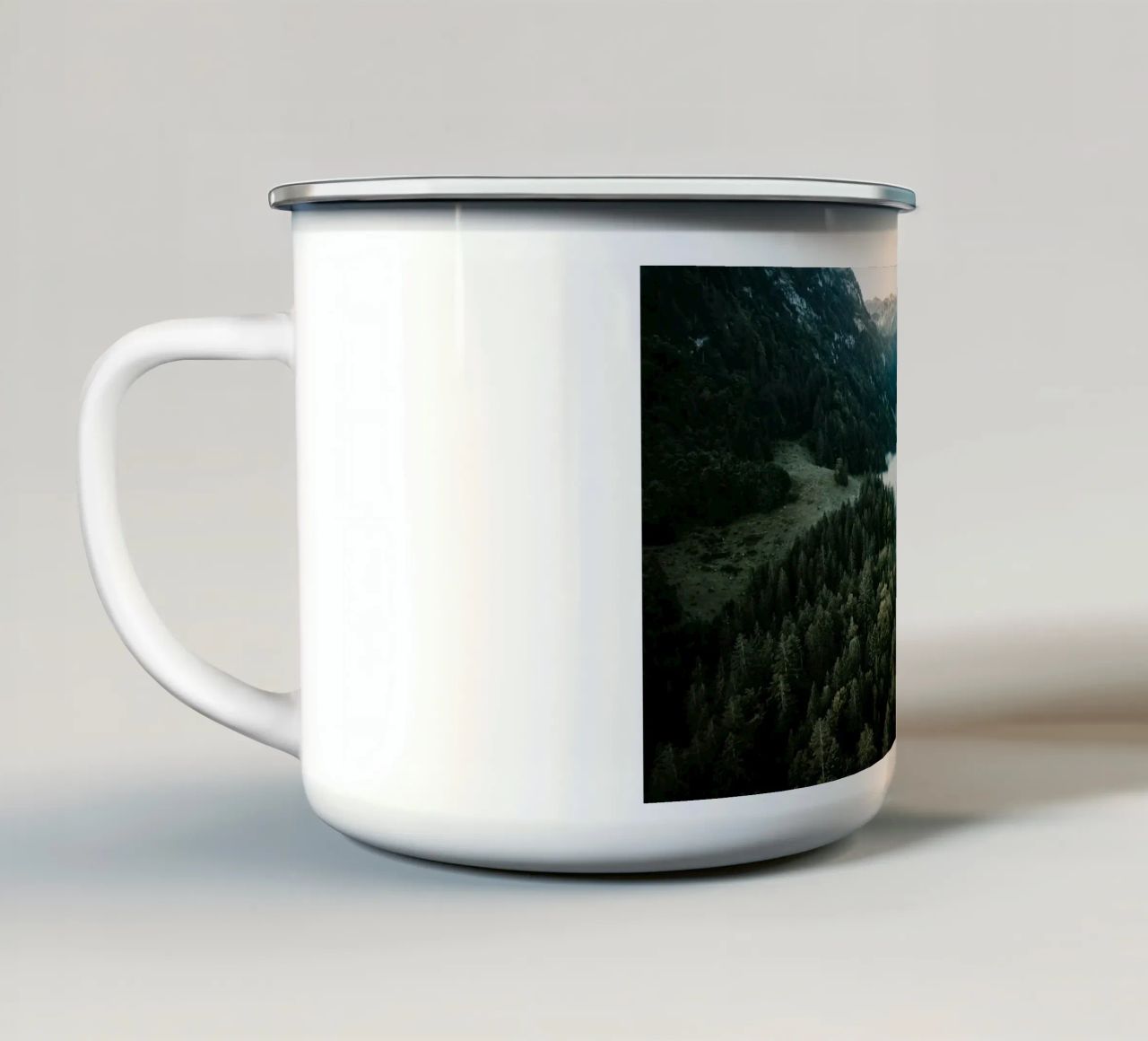 Where Fog Sleeps tazza in smalto da somewhere.soul.escape