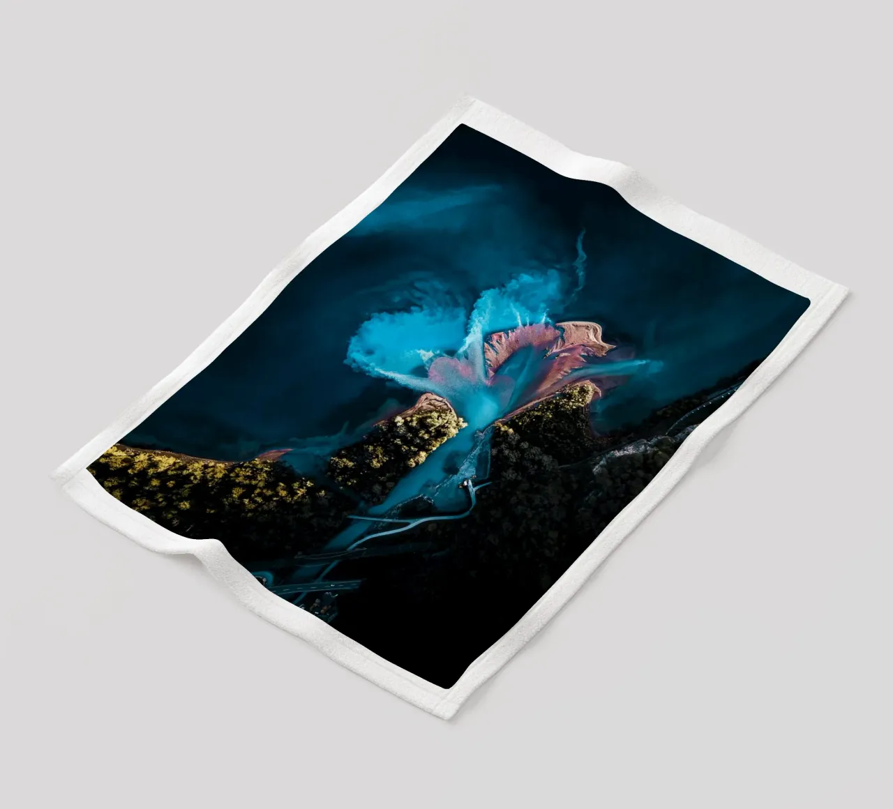 Delta Bloom coperta in pile da somewhere.soul.escape