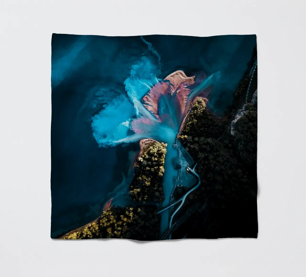 Delta Bloom coperta in pile da somewhere.soul.escape