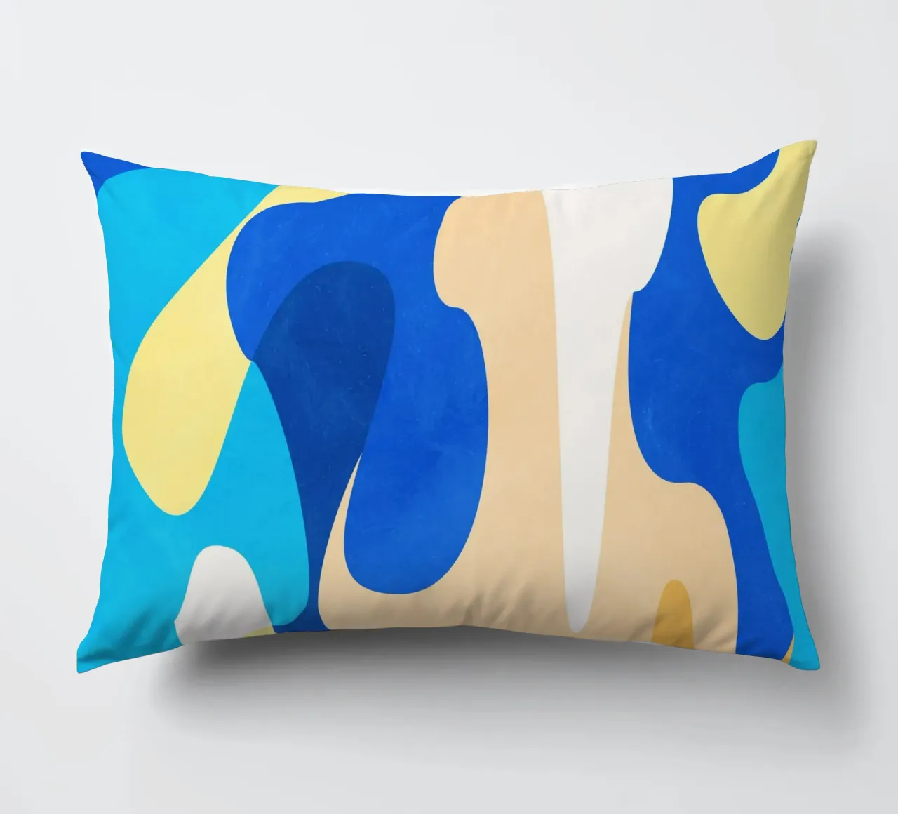 Blaue Wellen II Kissen von lovely lines