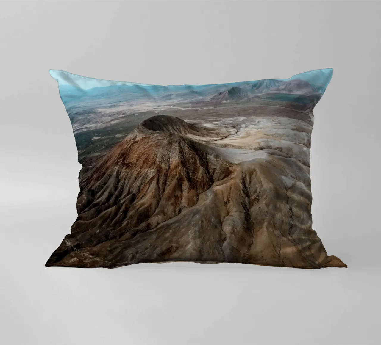 Tectonic Field cuscino da somewhere.soul.escape