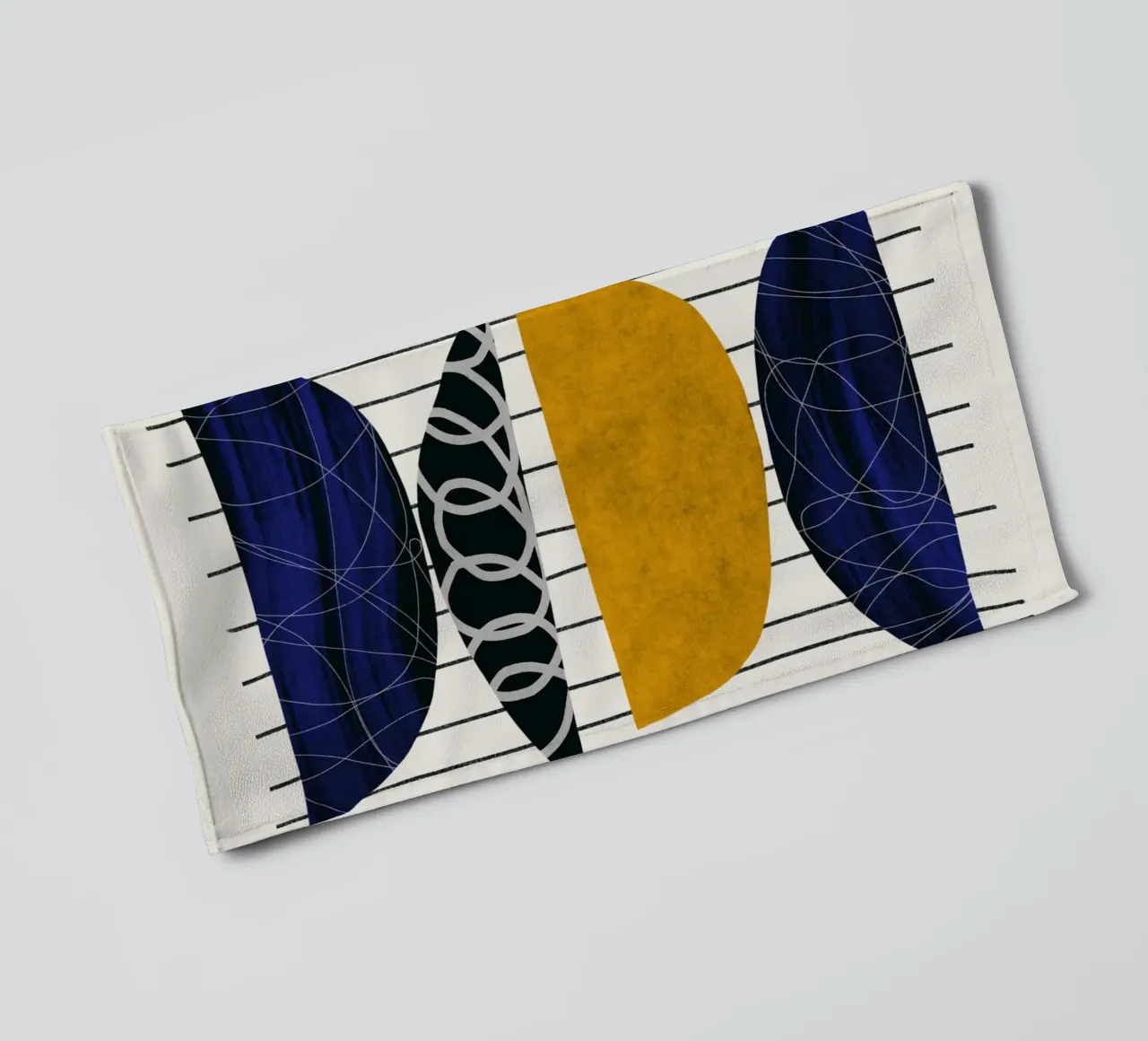 Luxe blauw en grijs nordic art 08 badhanddoek van Little Dean