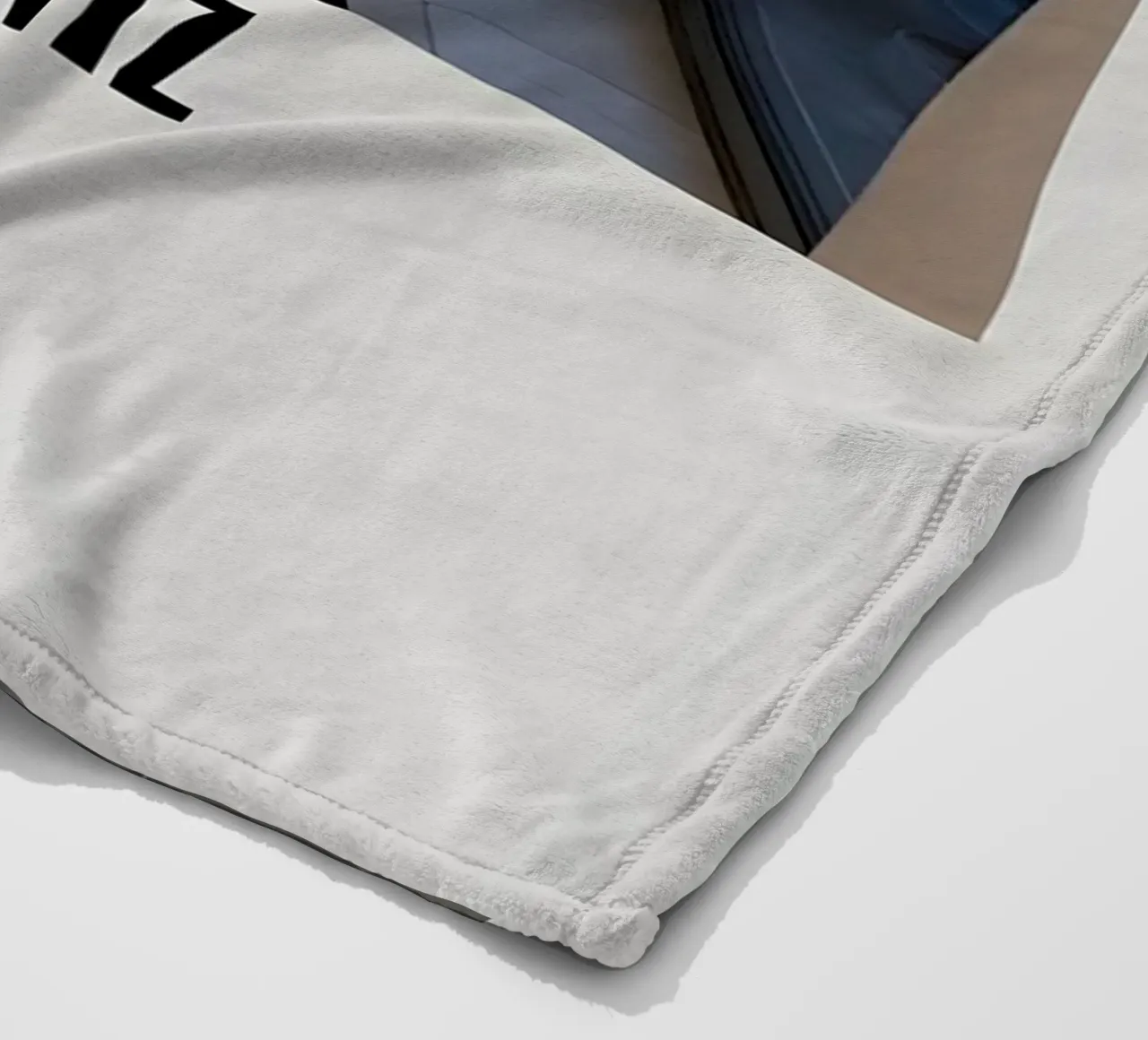 JAINA LEE ORTIZ coperta in pile da MVFminimalist