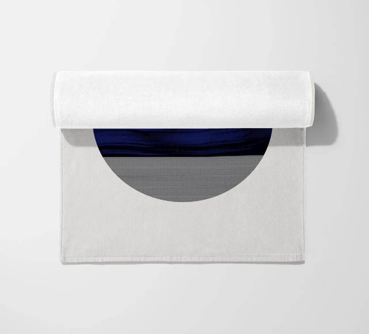 Luxe blauw en grijs nordic art 03 strandhanddoek van Little Dean