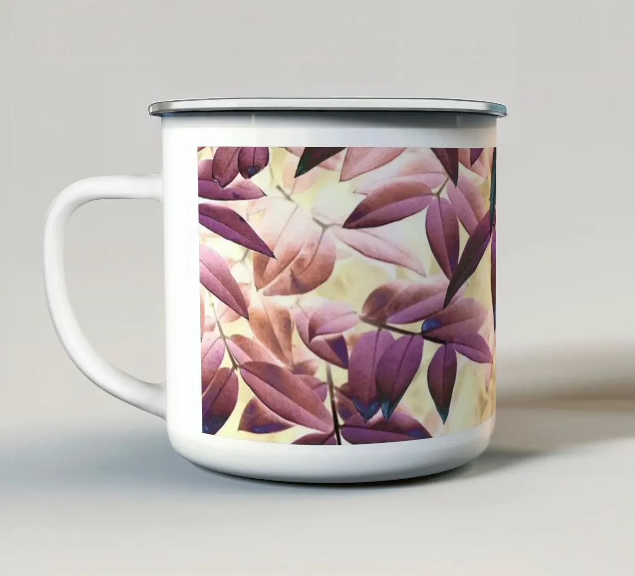 Rouge Foliage tazza in smalto da adrianooliveiraphoto