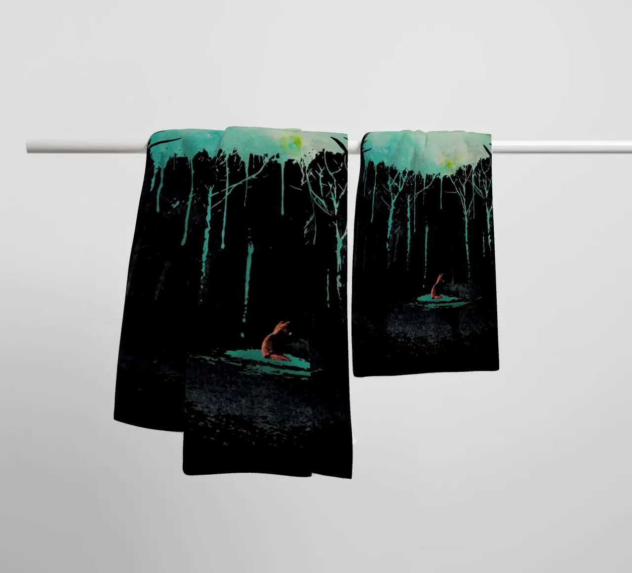 Deep in the forest asciugamano da bagno da Róbert Farkas