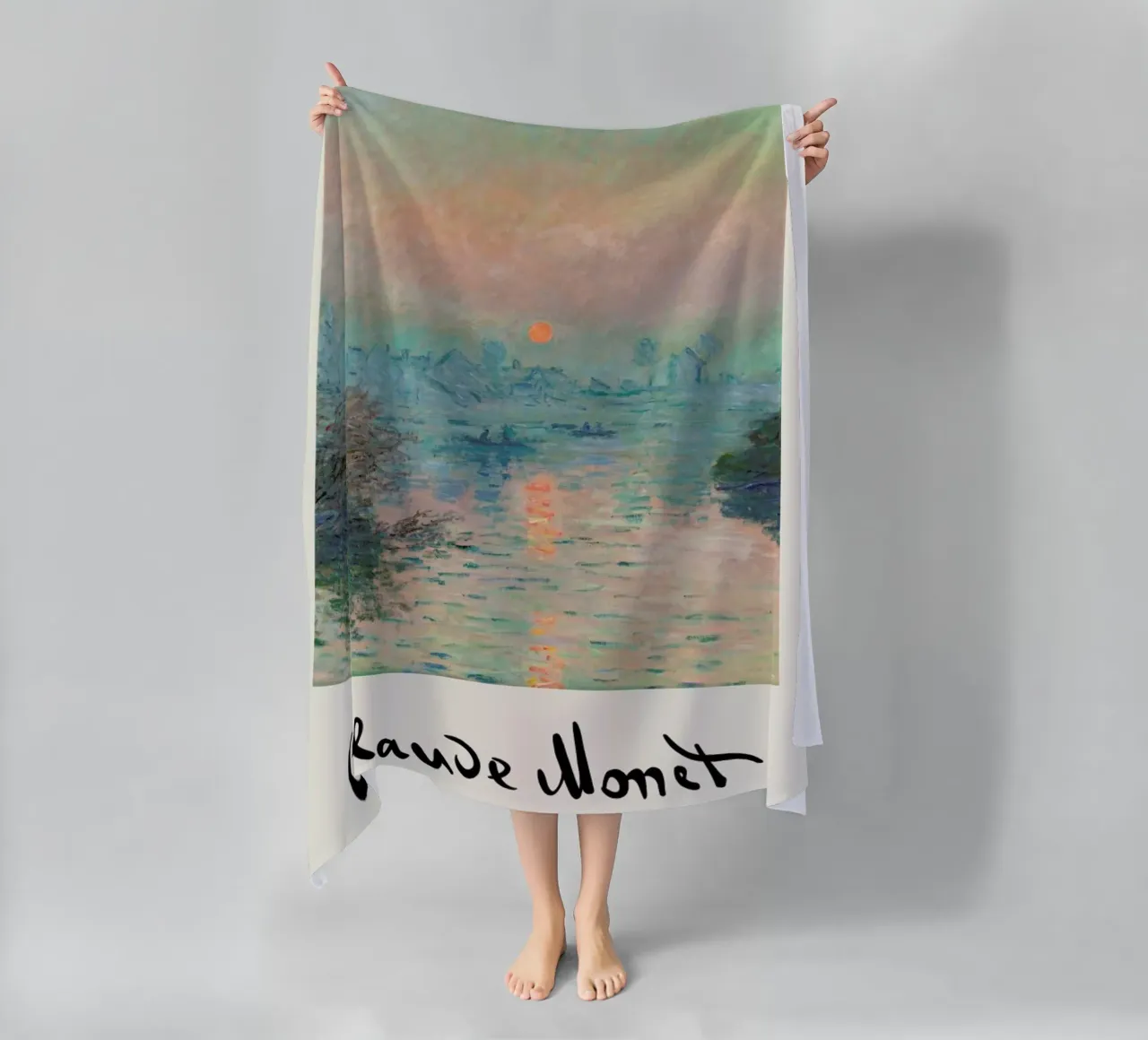 Monet – Signed Sun Setting on the Seine toalla de playa de Vintage by JUNIQE