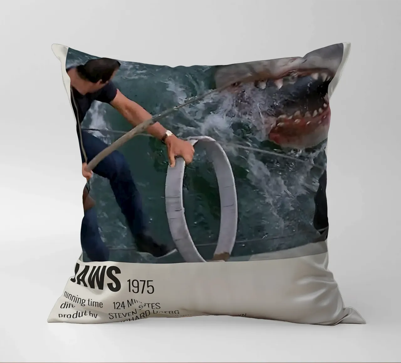 JAWS 1975 cuscino da MVFminimalist