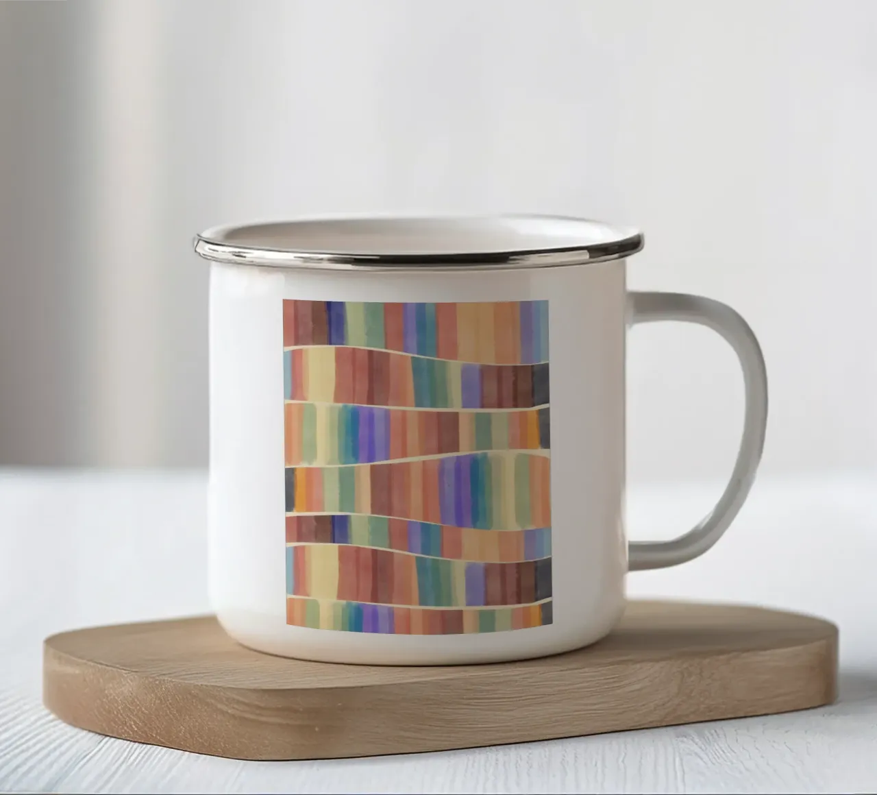 Piastrelle multicolore tazza in smalto da Little Dean