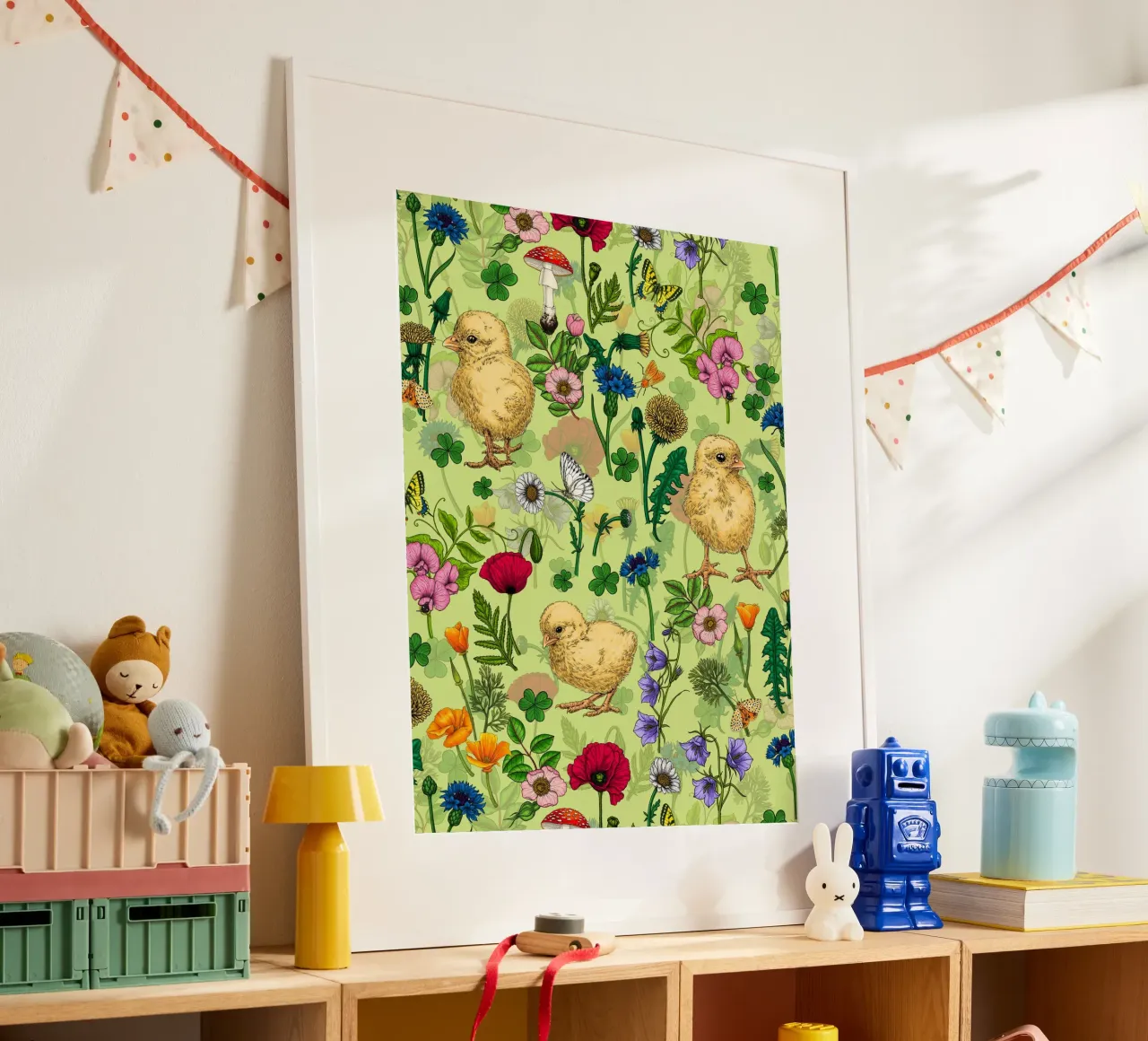 Polli e fiori di campo sul verde della rugiada di miele poster da Painted Nature